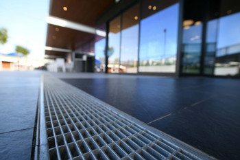 BEO Shopping centar - ACO referentni objekat slika